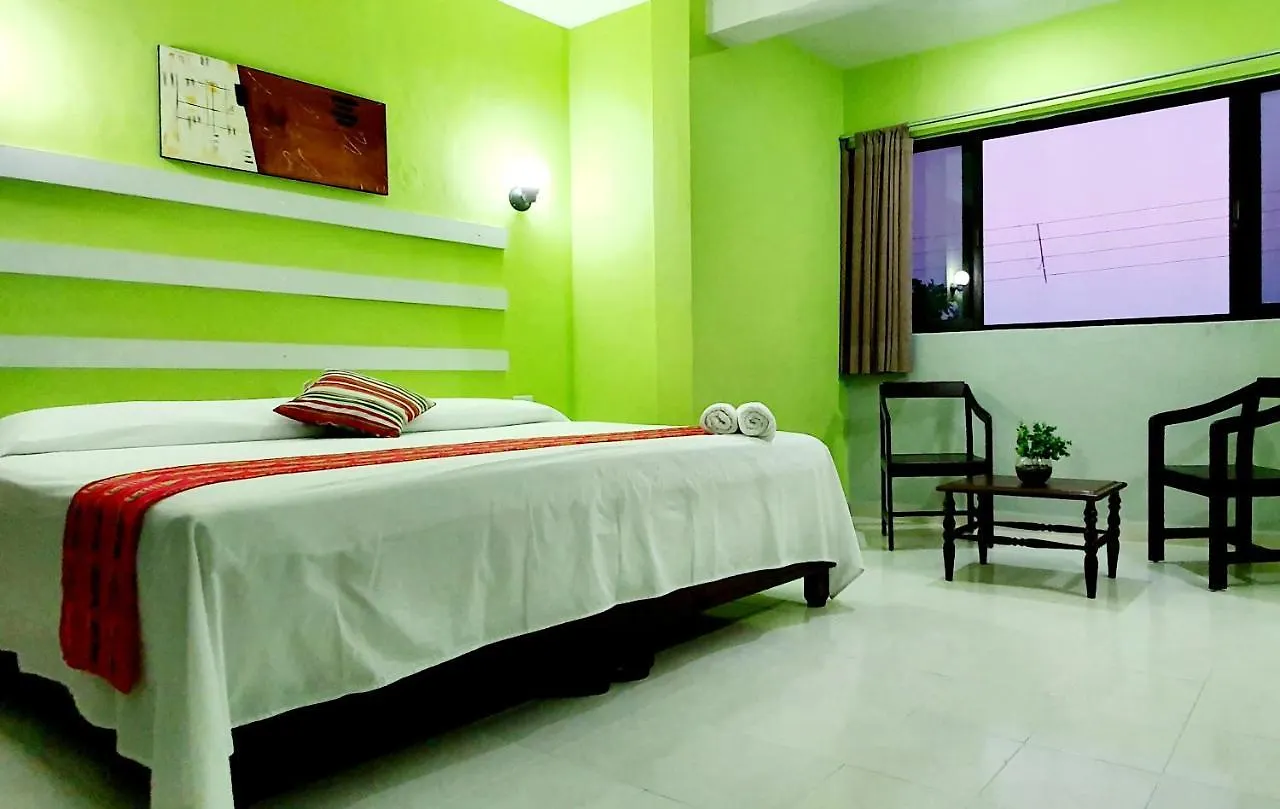 Hotel De La 60 メリダ 3*,  メキシコ